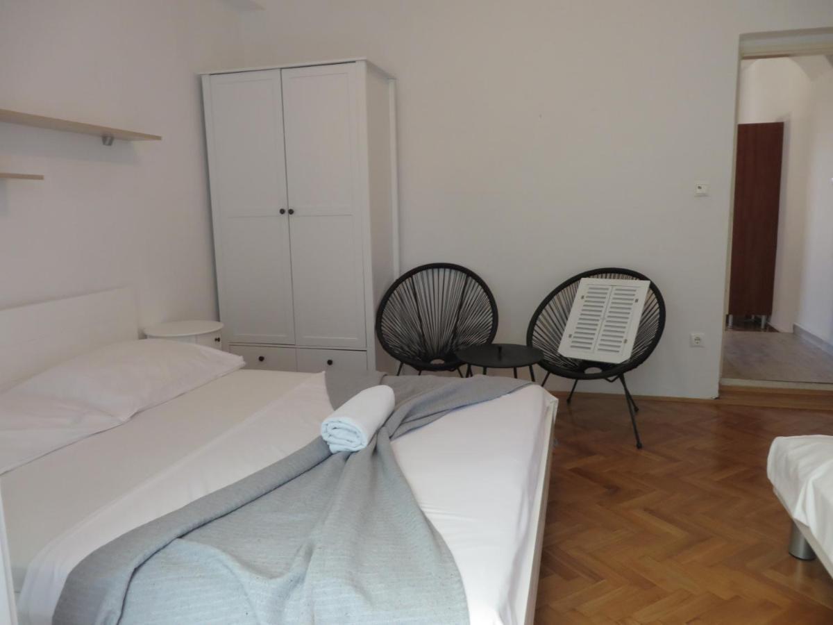 Apartments Tonka Пакоштане Екстер'єр фото
