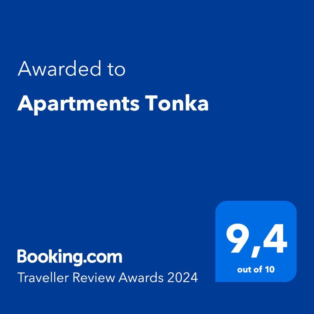 Apartments Tonka Пакоштане Екстер'єр фото
